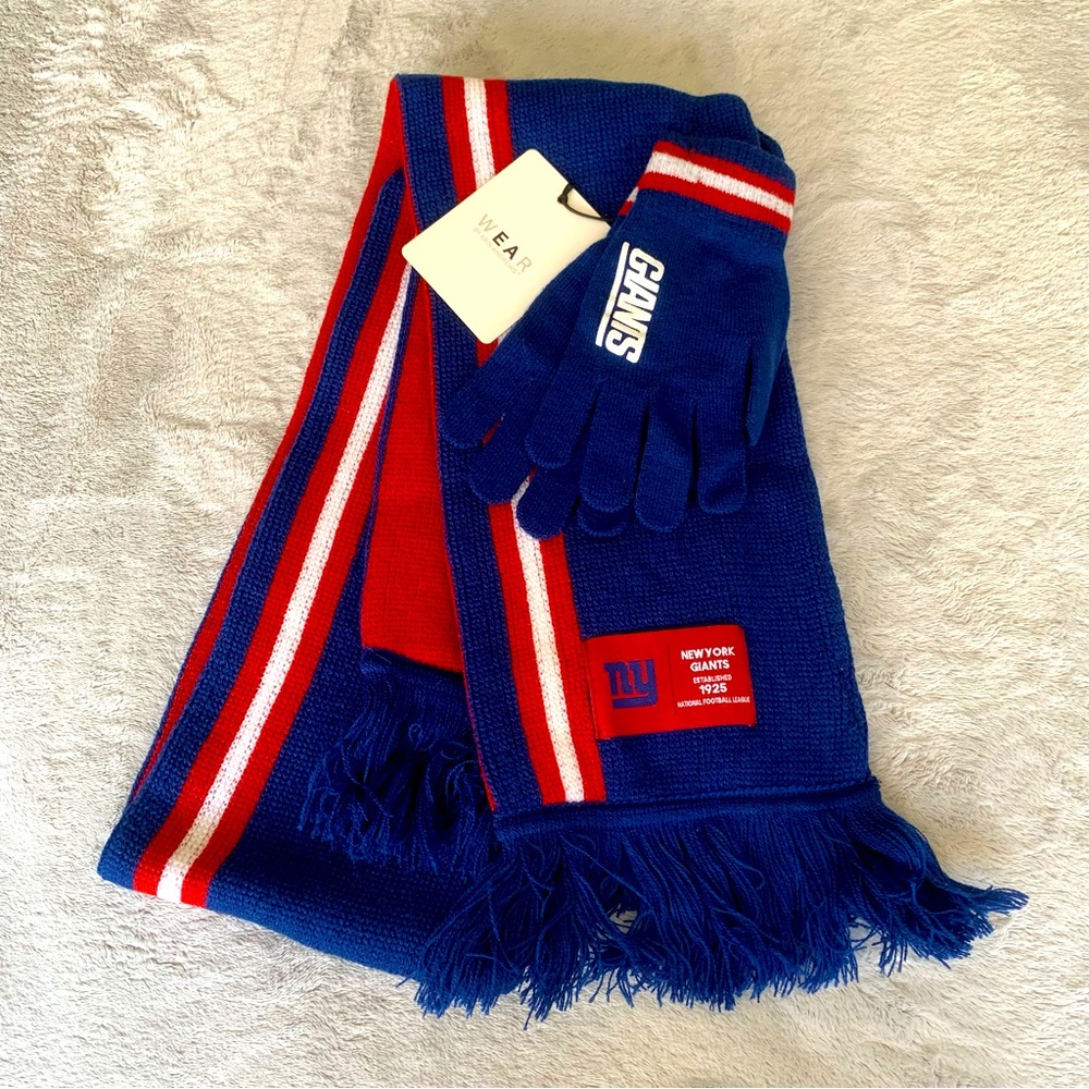 New York Giants Scarf and Glove Set Fan Wear Gear NWT OS Sports Football Unisex